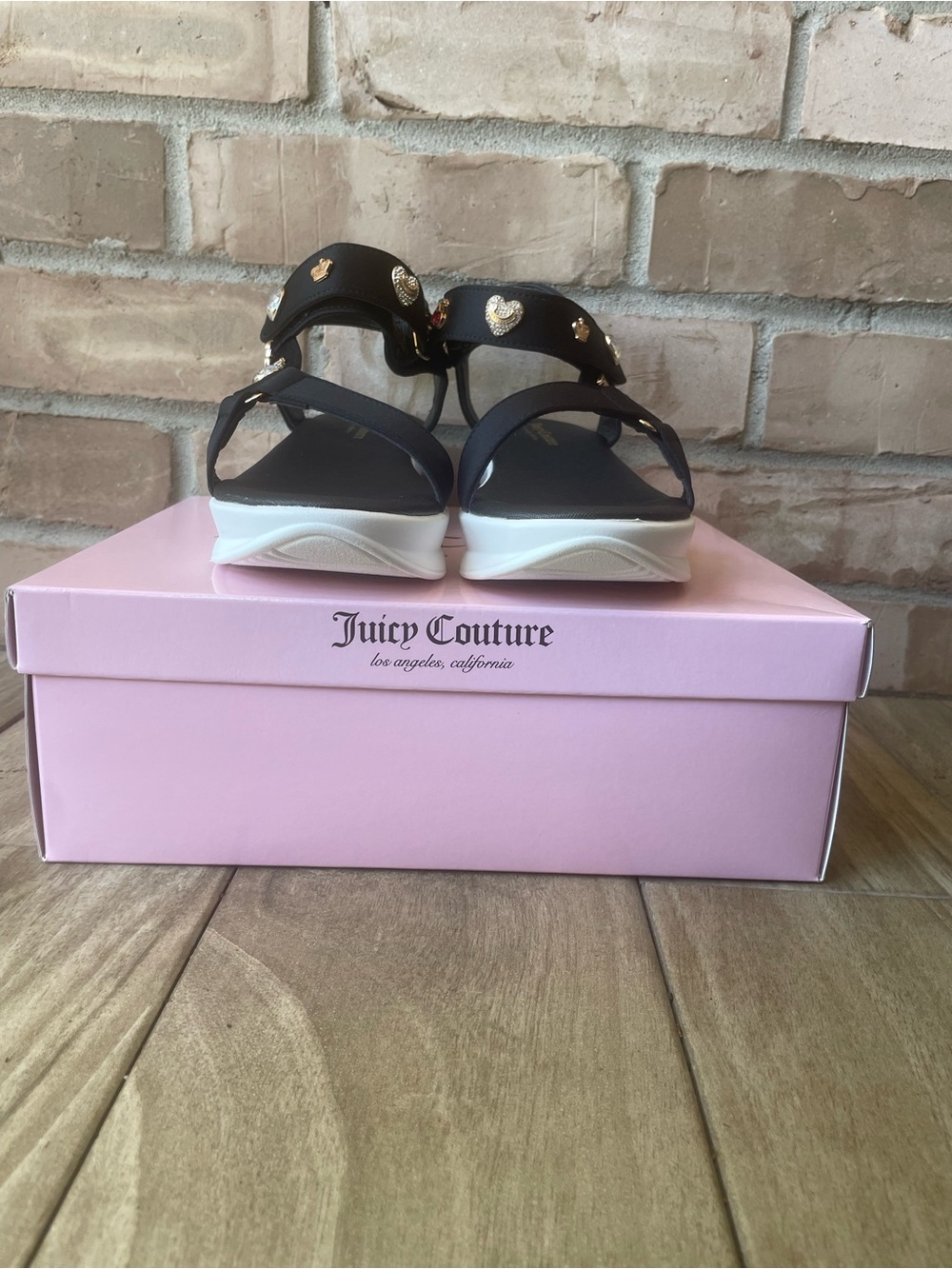 Juicy Couture Womens Ischia Strap Sandals